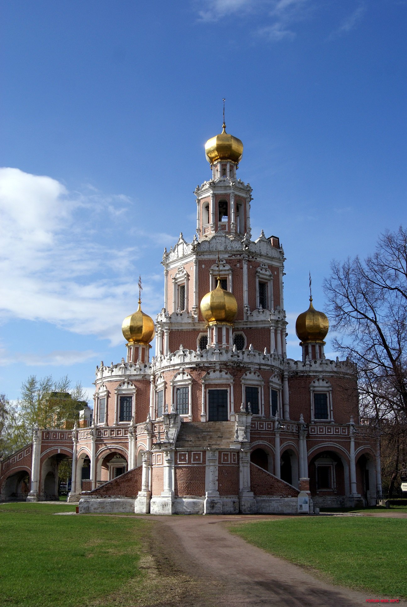 Храм храм Покрова в Филях Москва